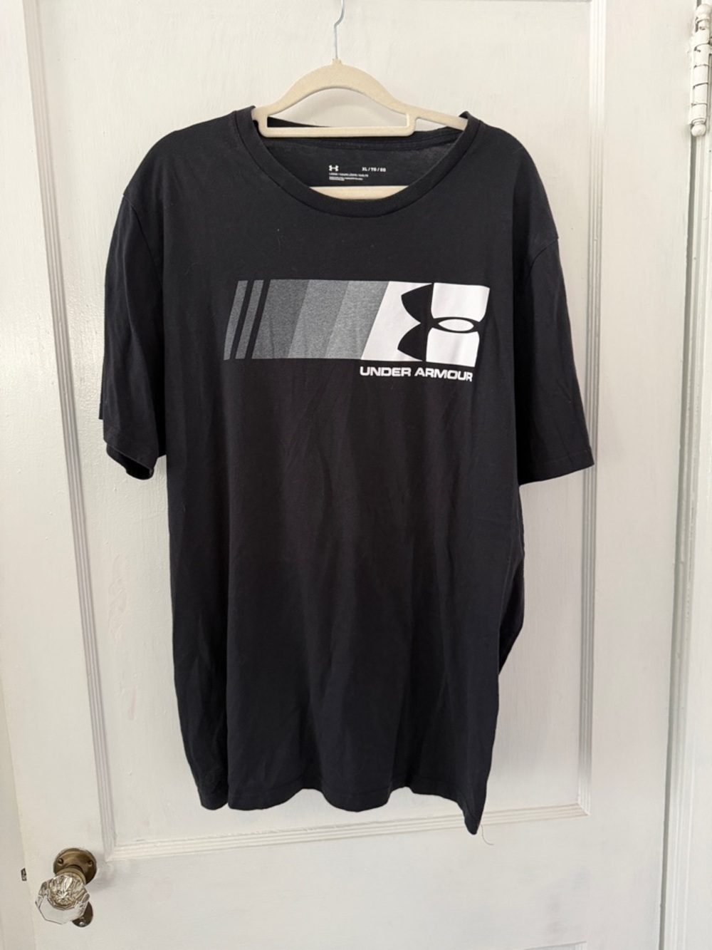 Under Armour Black Short-Sleeve Tee with Gray & White Graphic
